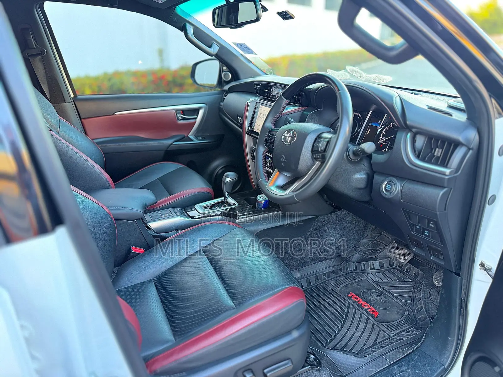 Toyota Fortuner 2024 White