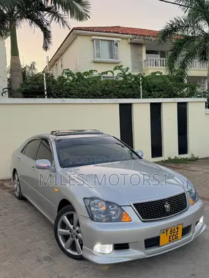 Toyota Crown 2007 Silver