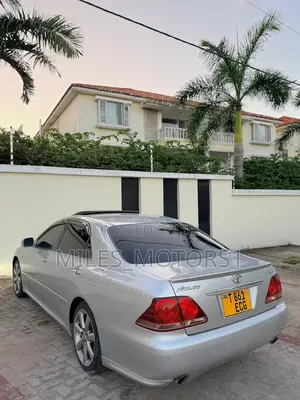 Toyota Crown 2007 Silver