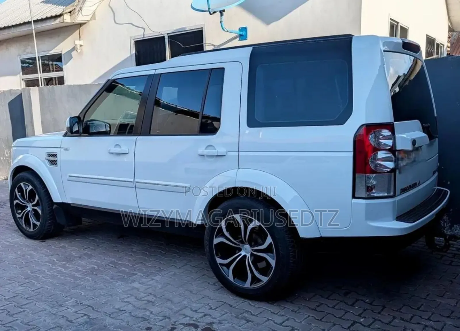 Land Rover Discovery 2014 Off white