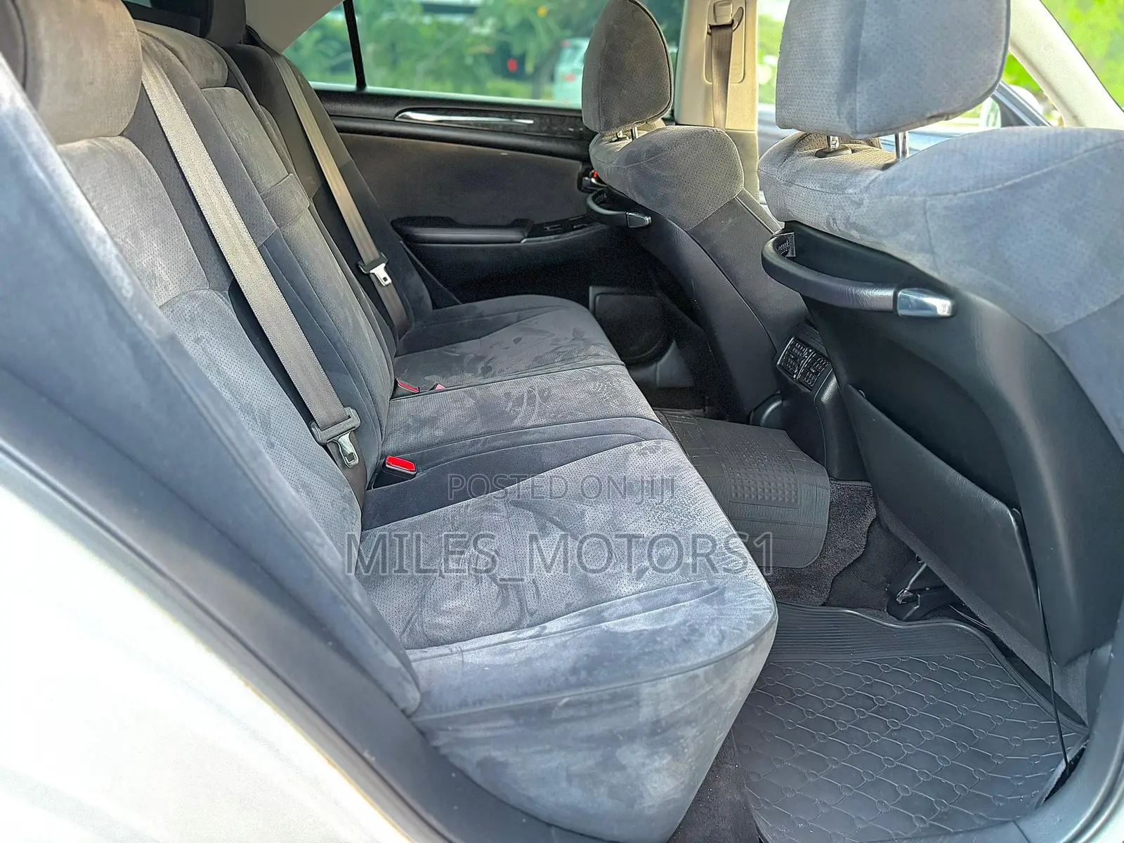 Toyota Crown 2004 White