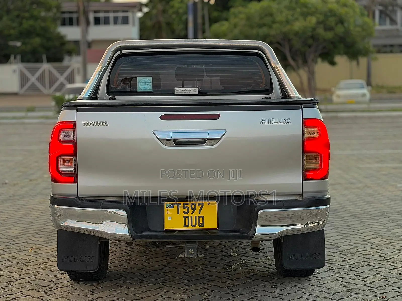 Toyota Hilux 2018 Silver