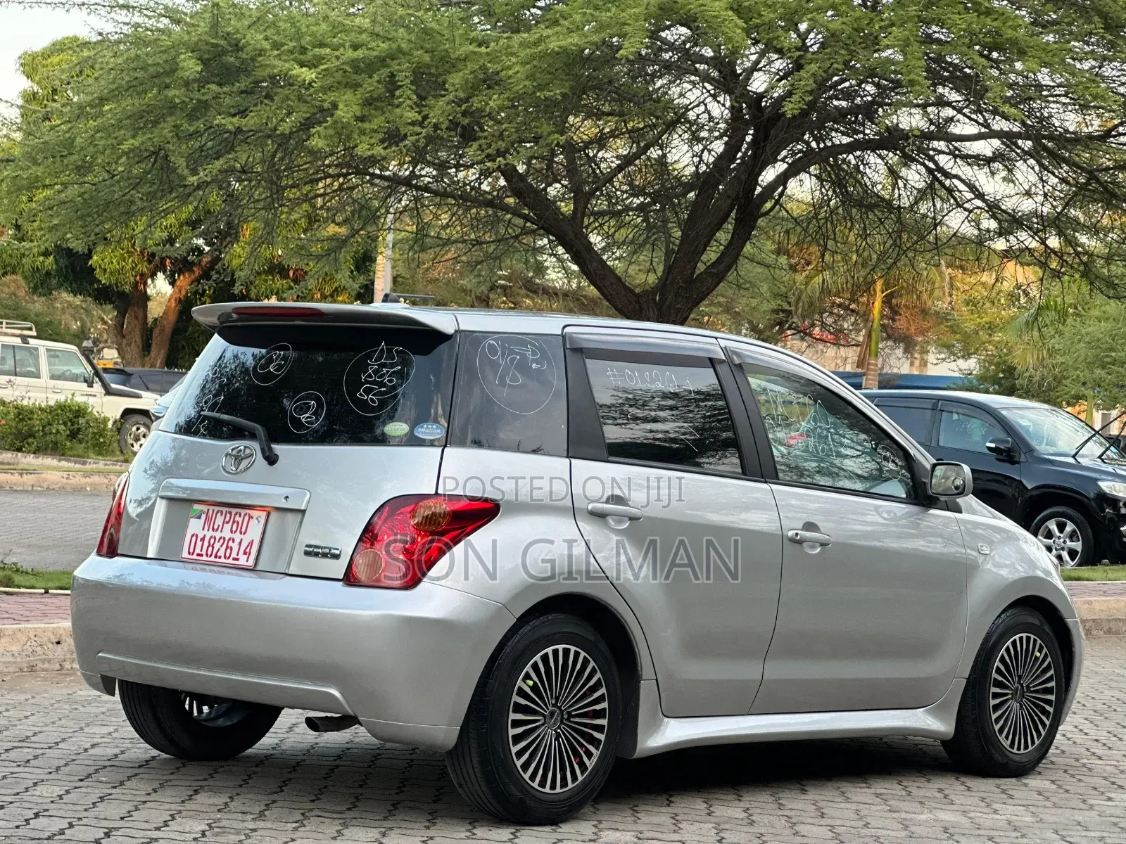 Toyota IST 2004 Silver