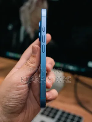 New Apple iPhone 16 128 GB Blue
