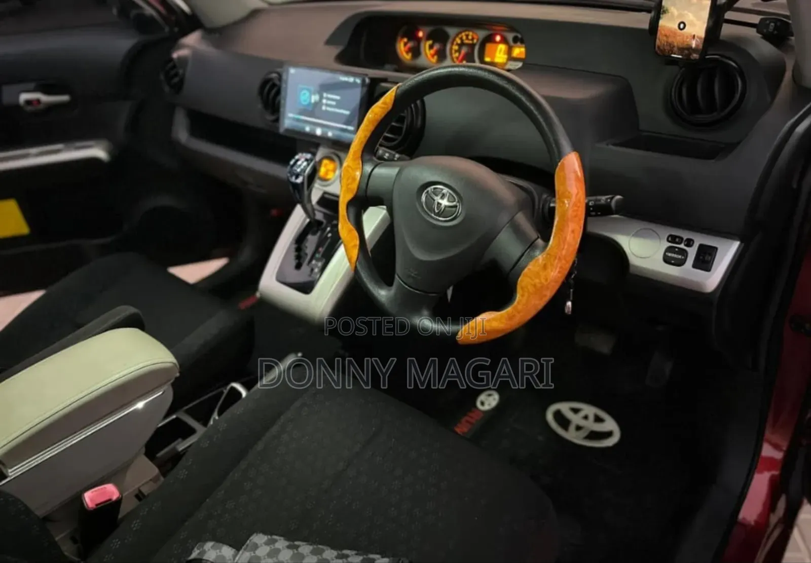 Toyota Corolla Rumion 2008 Maroon
