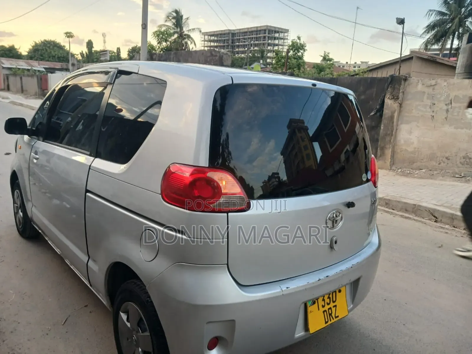 Toyota Porte 2004 Silver