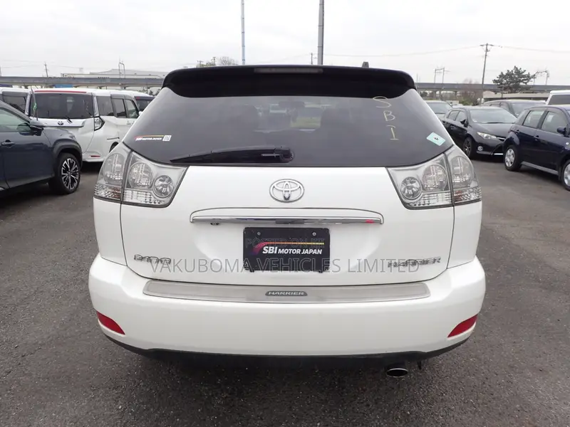 Toyota Harrier 2005 Pearl