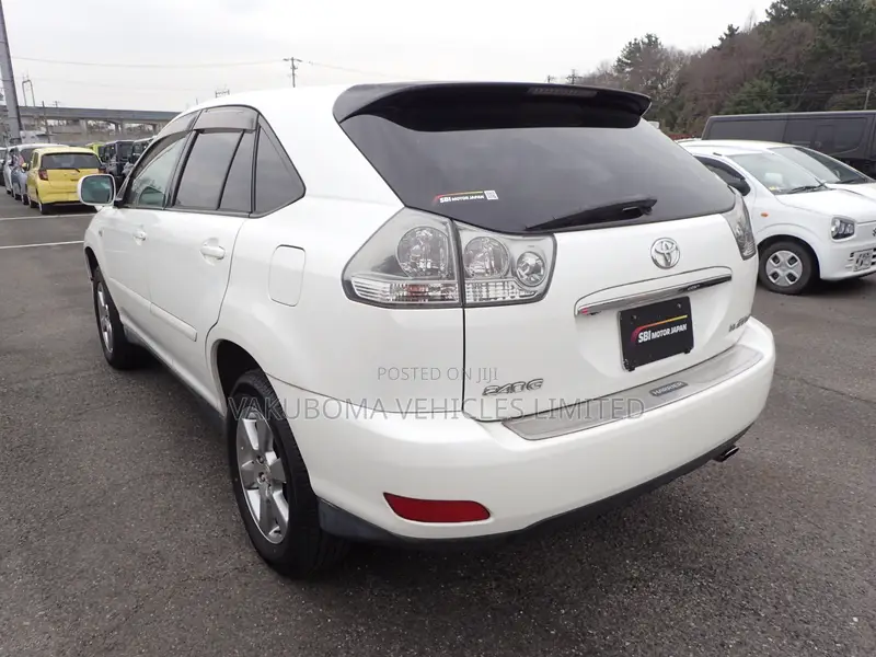 Toyota Harrier 2005 Pearl