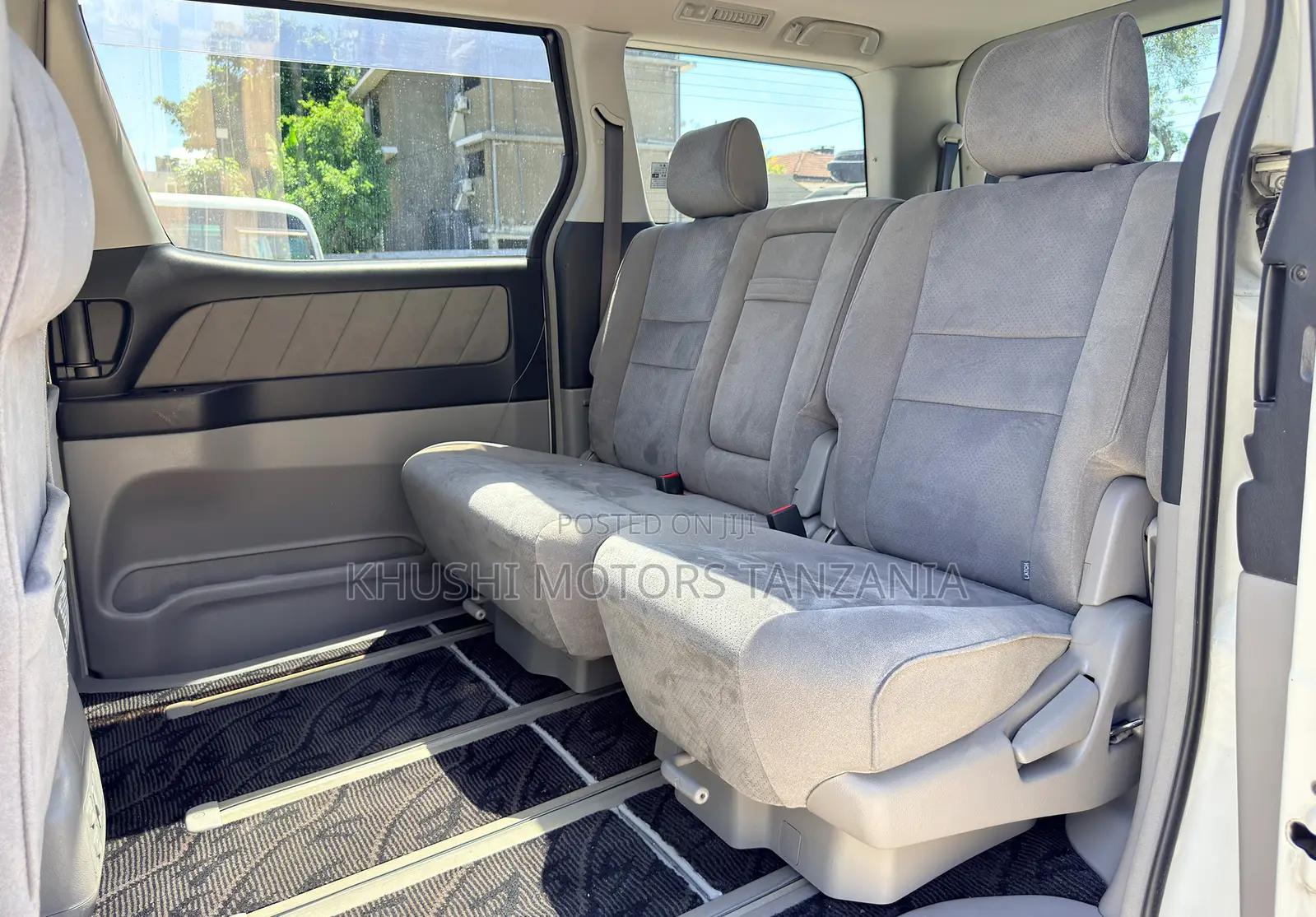 Toyota Alphard 2004 Pearl