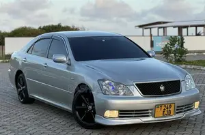 Toyota Crown 2005 Silver