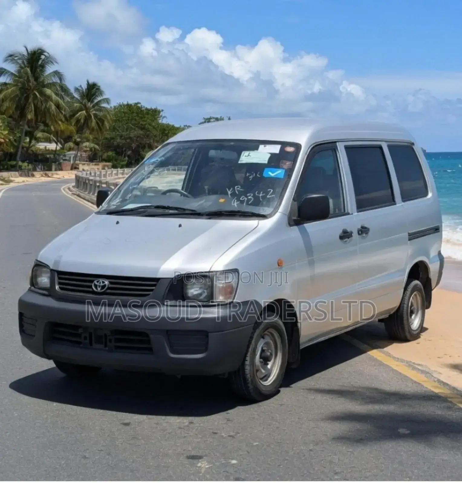 Toyota Lite-Ace 2000 Silver