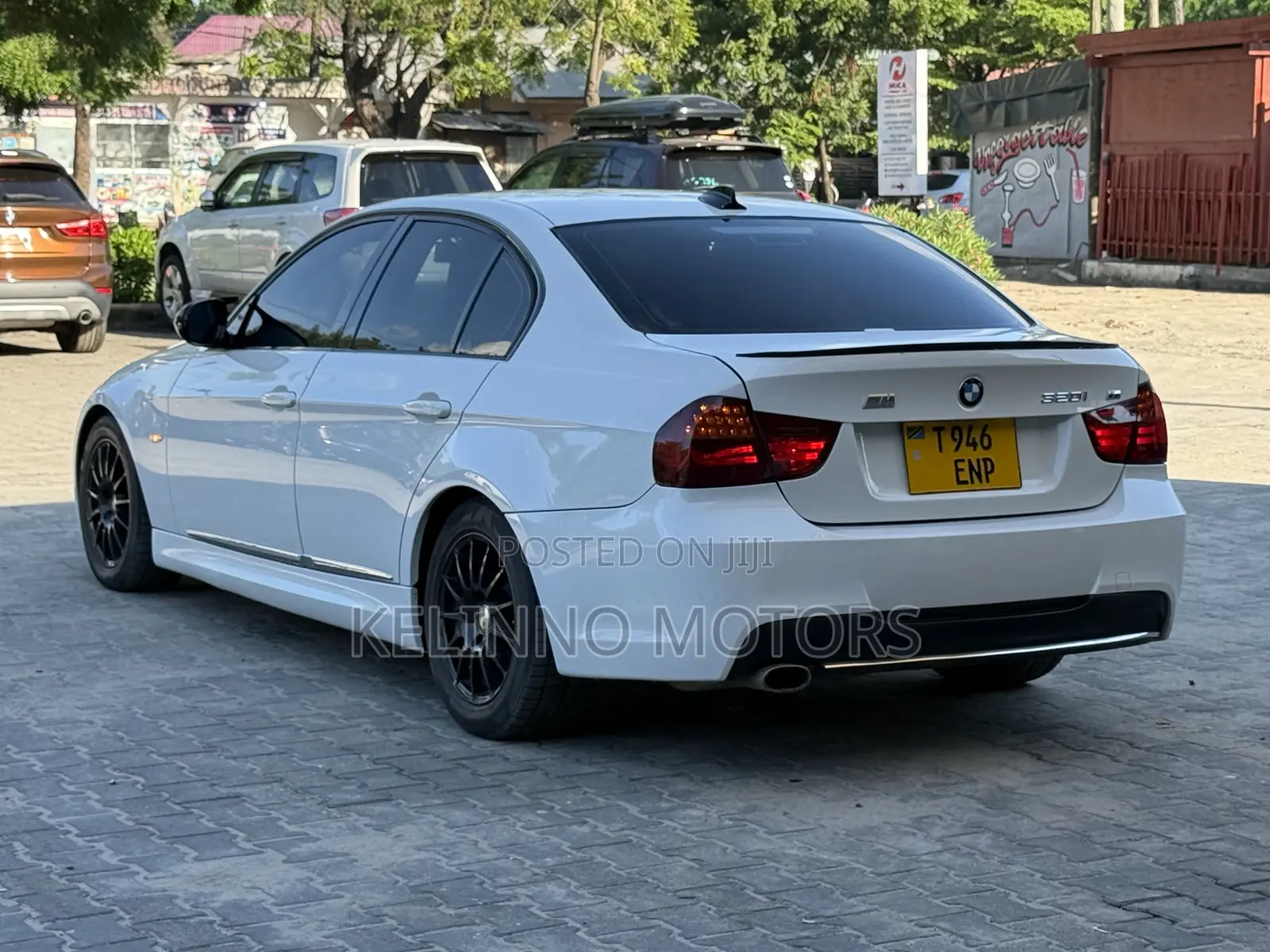 BMW 3 Series 2010 White