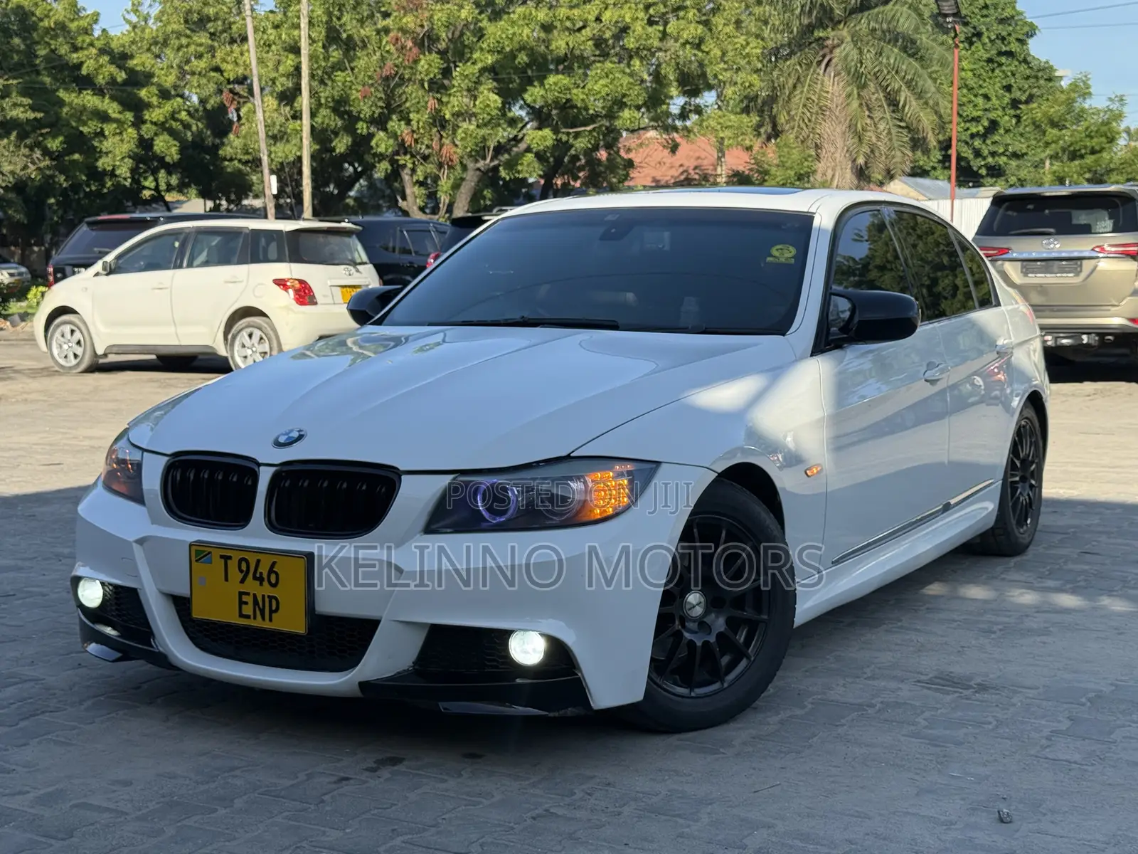 BMW 3 Series 2010 White