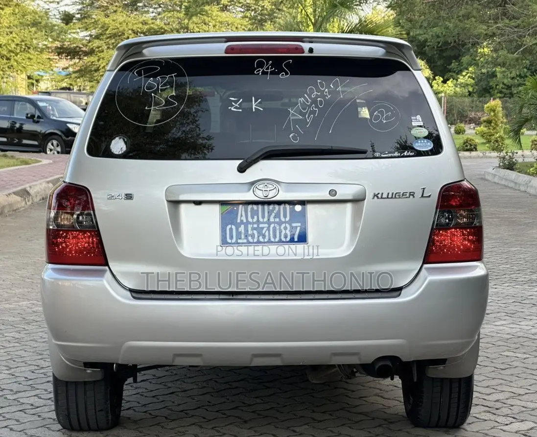 Toyota Kluger 2005 Silver
