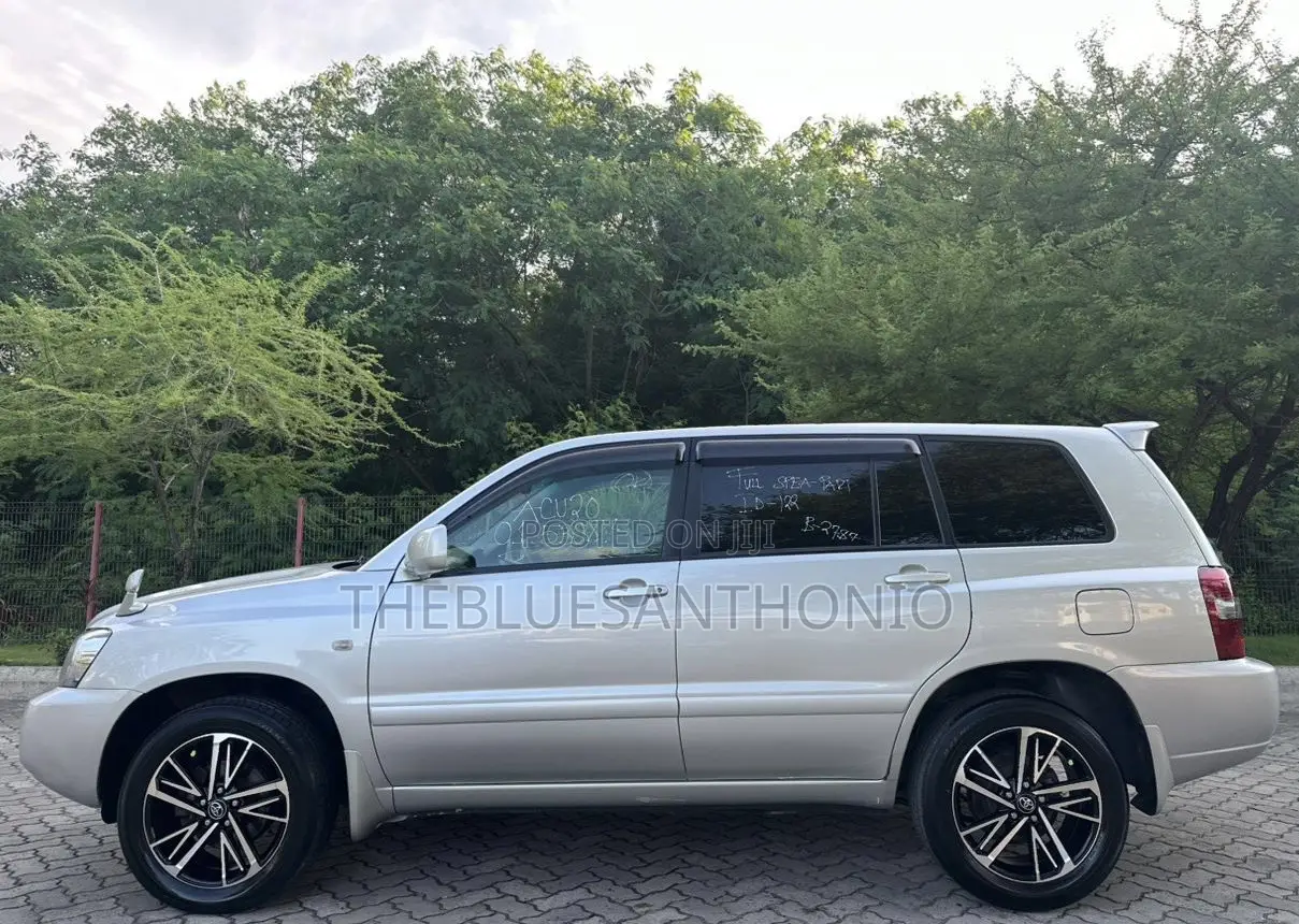 Toyota Kluger 2005 Silver