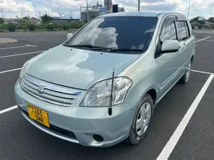 Toyota Raum 2005 Green