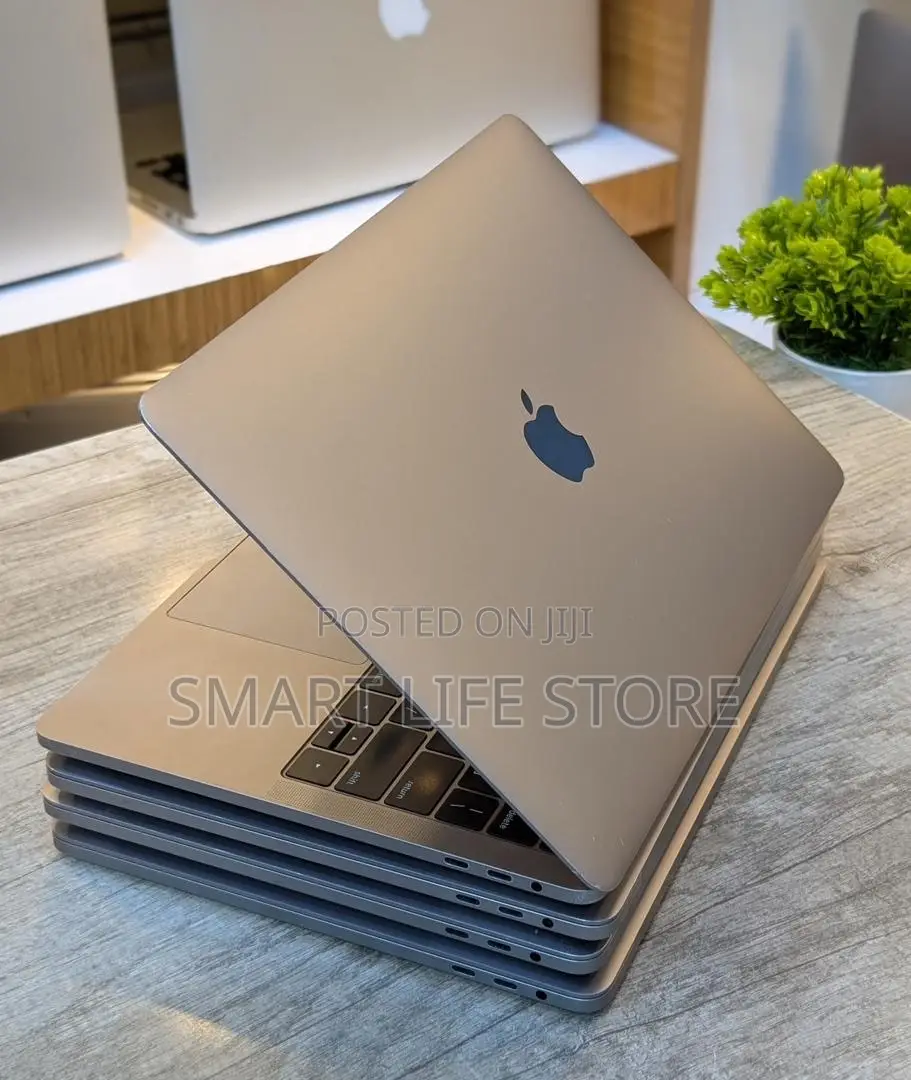 New Laptop Apple MacBook 2016 16GB Intel Core i7 SSD 512GB