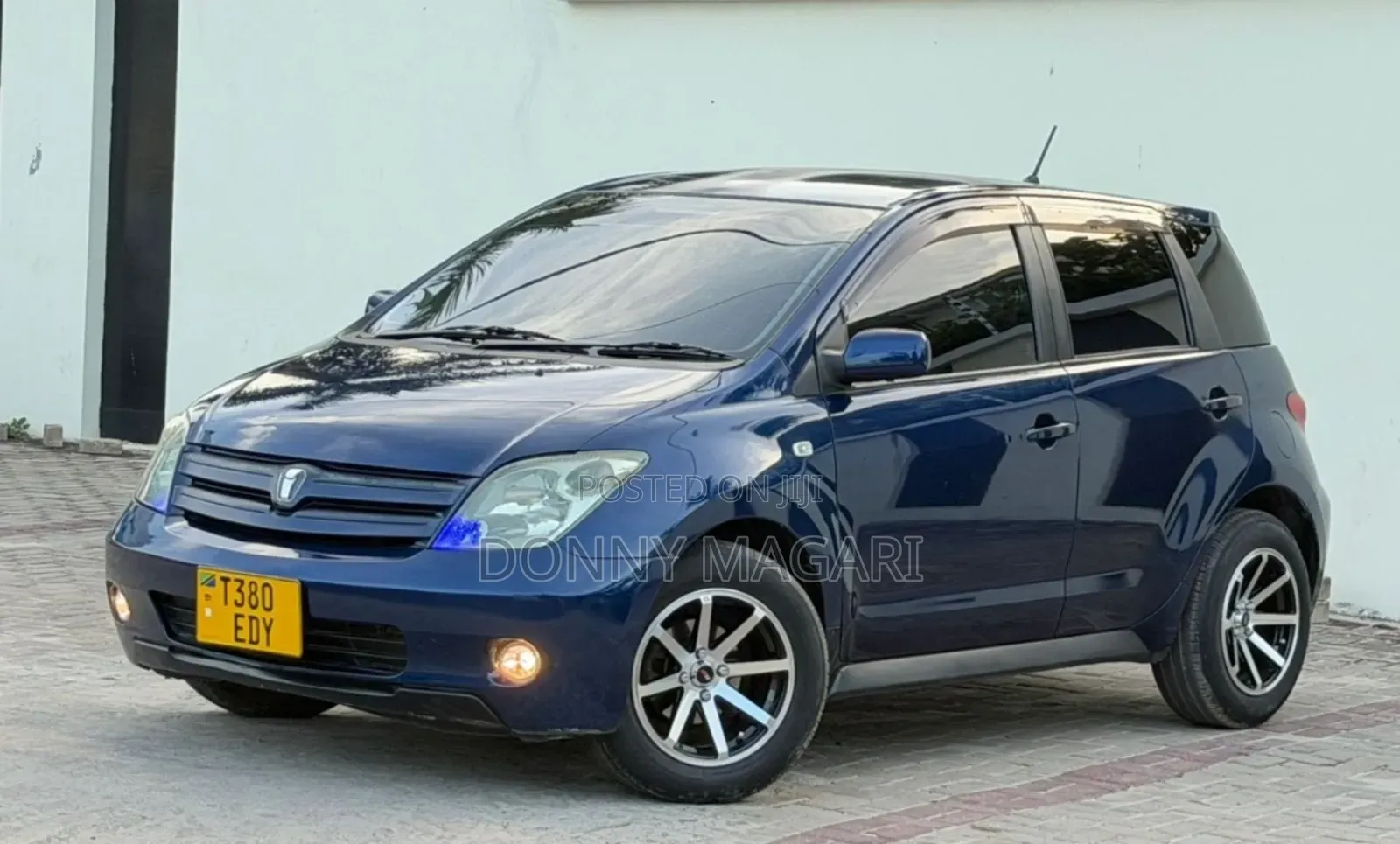 Toyota IST 2006 Blue