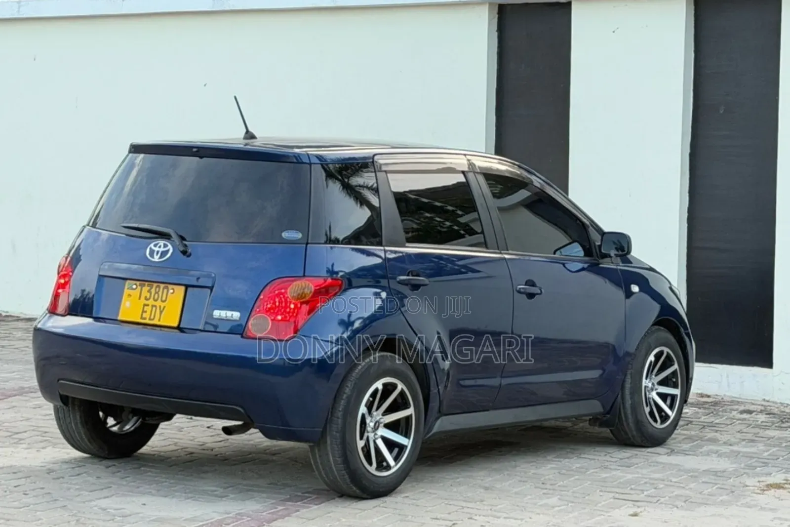 Toyota IST 2006 Blue