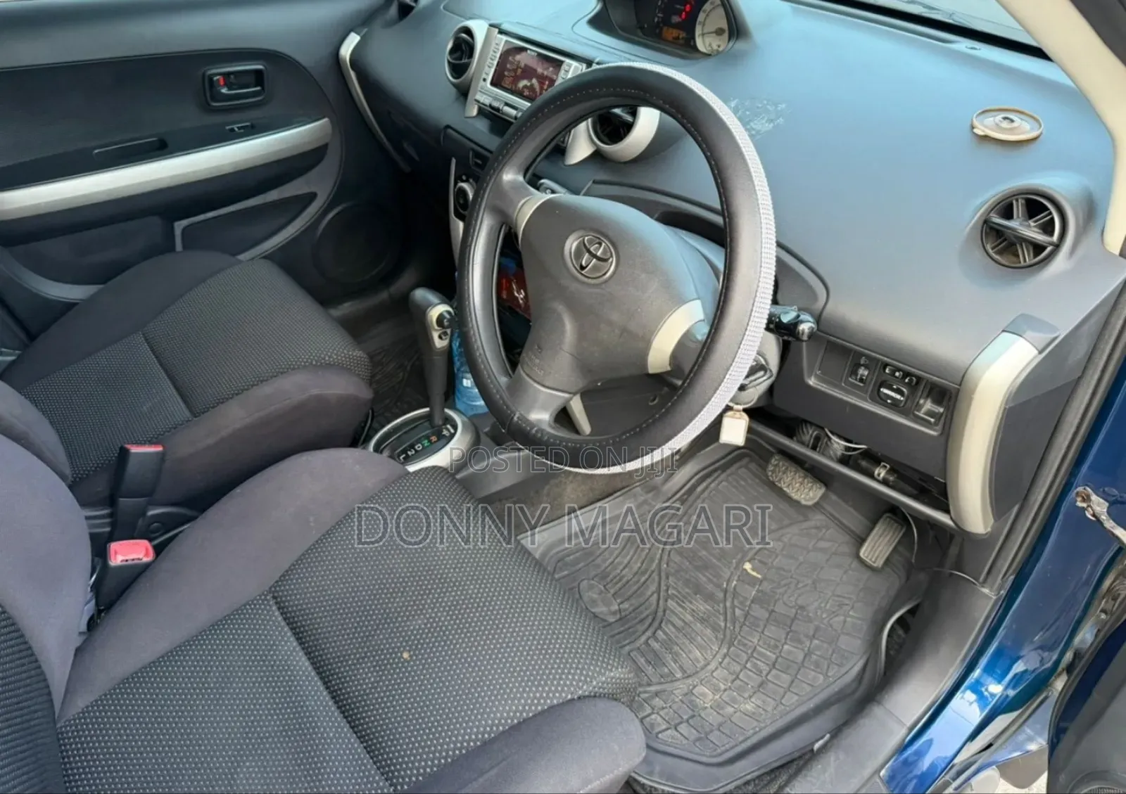 Toyota IST 2006 Blue