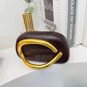 Vintage Style Box Clutch
