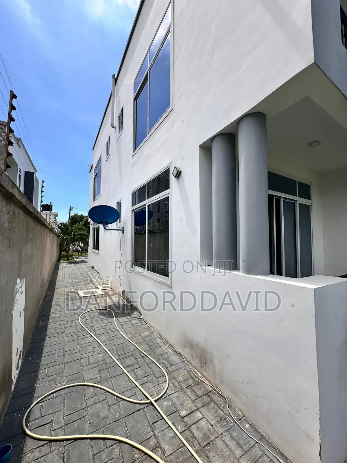 5bdrm House in Kahwa Real Estate, Mbweni for sale