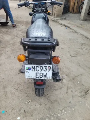 Bajaj Boxer 125 2025 Black