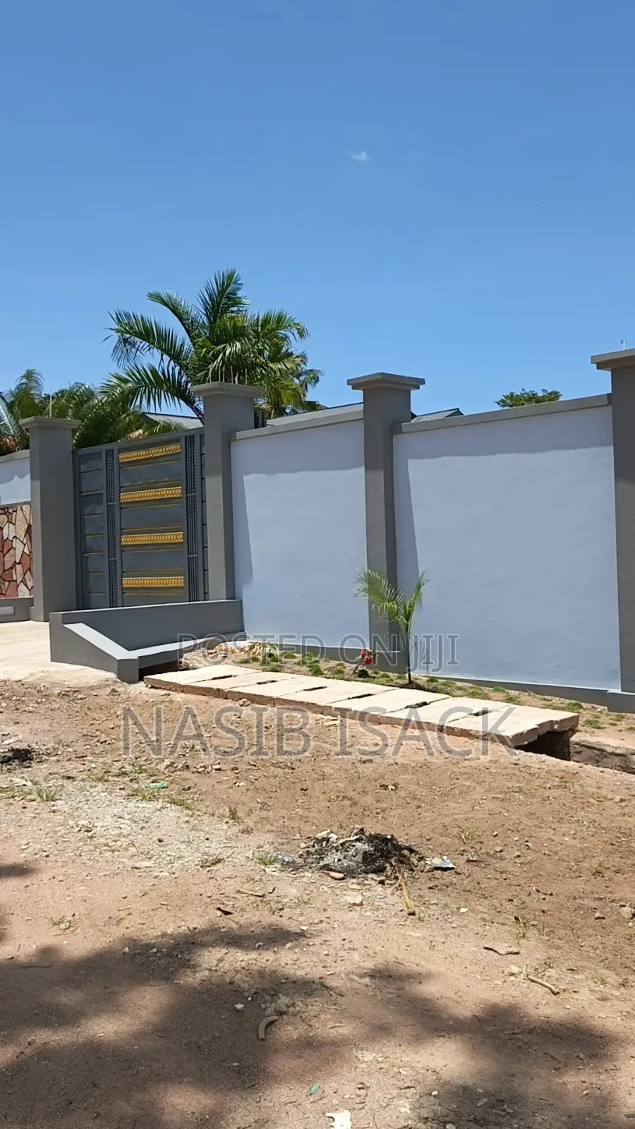 Furnished 3bdrm House in Mkolani for sale