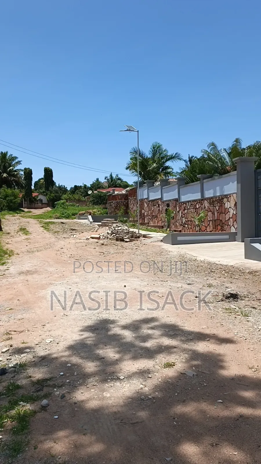 Furnished 3bdrm House in Mkolani for sale