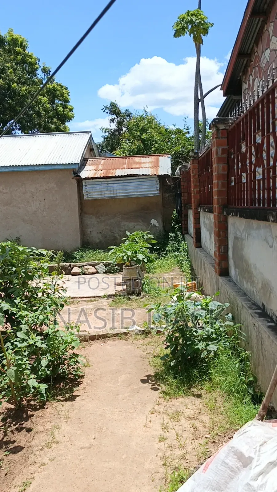 Furnished 3bdrm House in Mkolani for sale