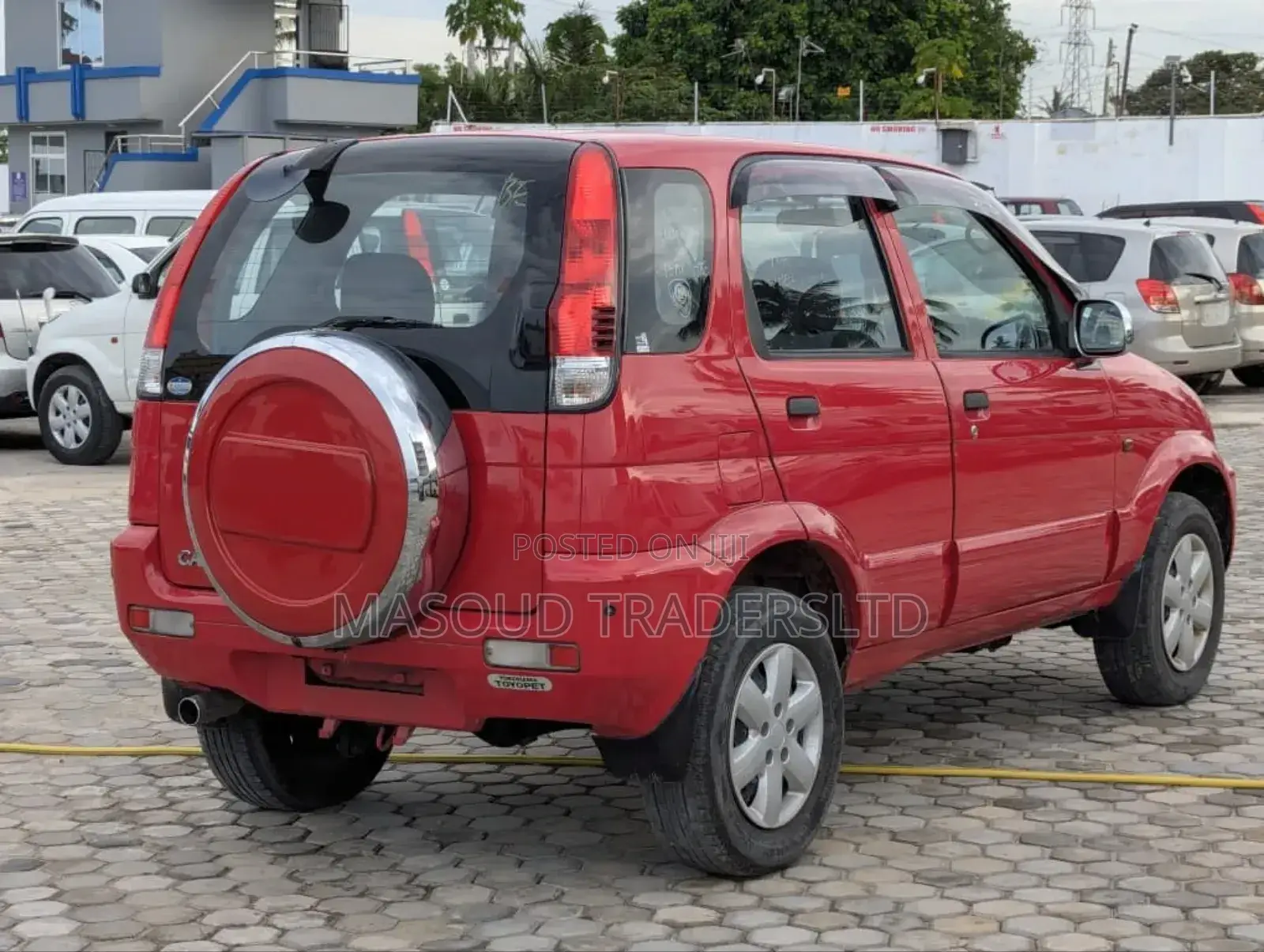 Toyota Cami 2005 Red