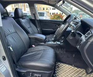 Toyota Crown 2005 Silver