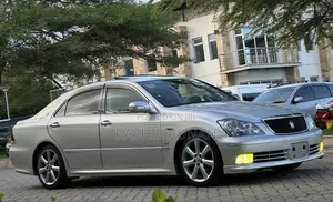 Toyota Crown 2005 Silver
