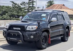 Toyota Hilux Surf 2.7 SSR 2005 Matt Black