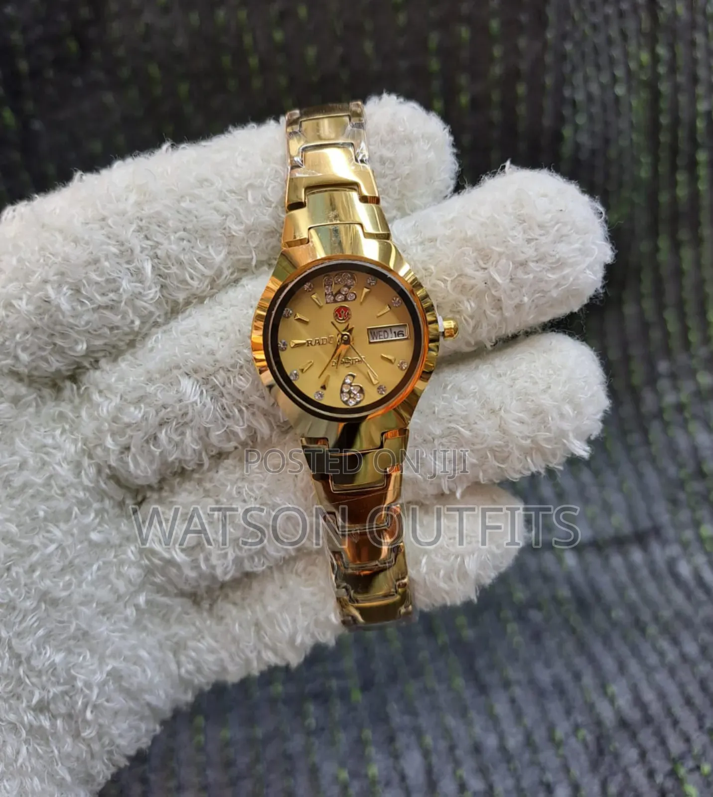 Men's and Women's Original Watches or Saa Rado Brand New