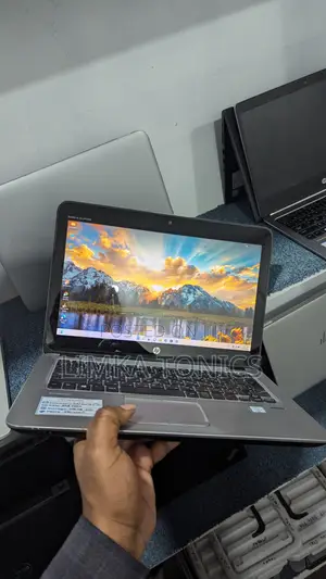 Laptop HP EliteBook 820 G3 8GB Intel Core i5 SSD 256GB