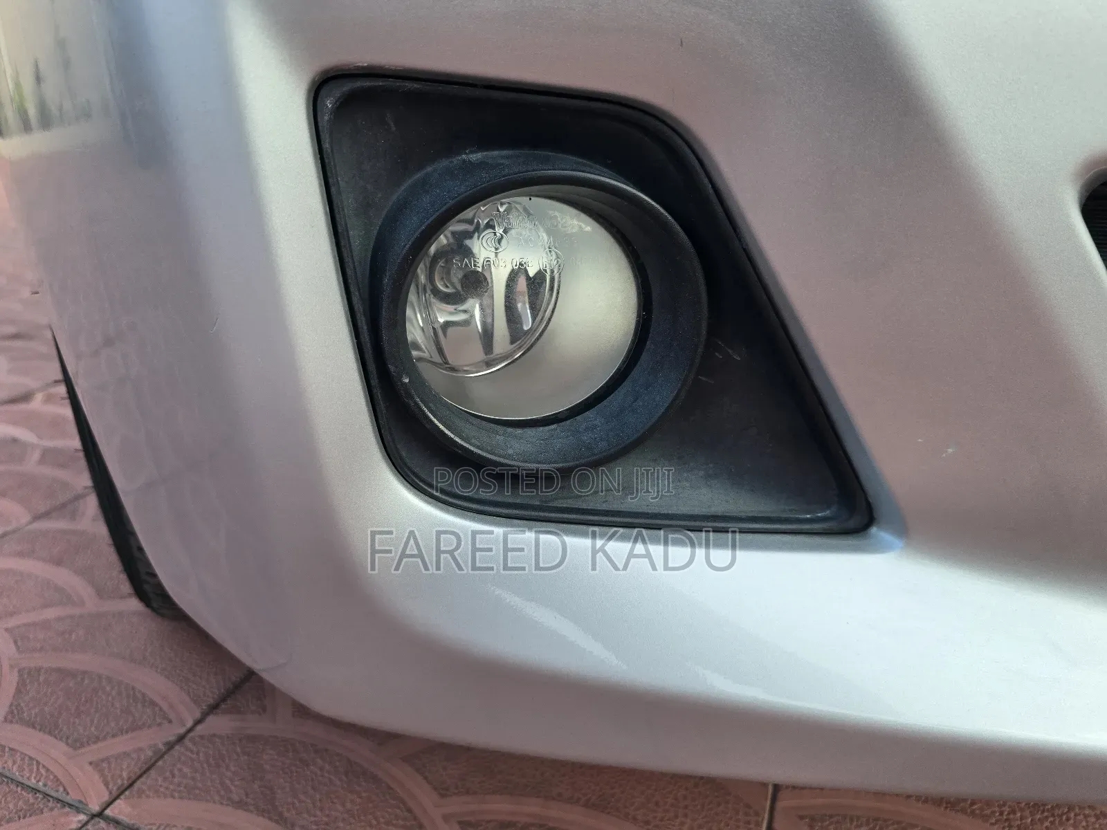 Toyota Ractis 1.3 FWD 2012 Silver