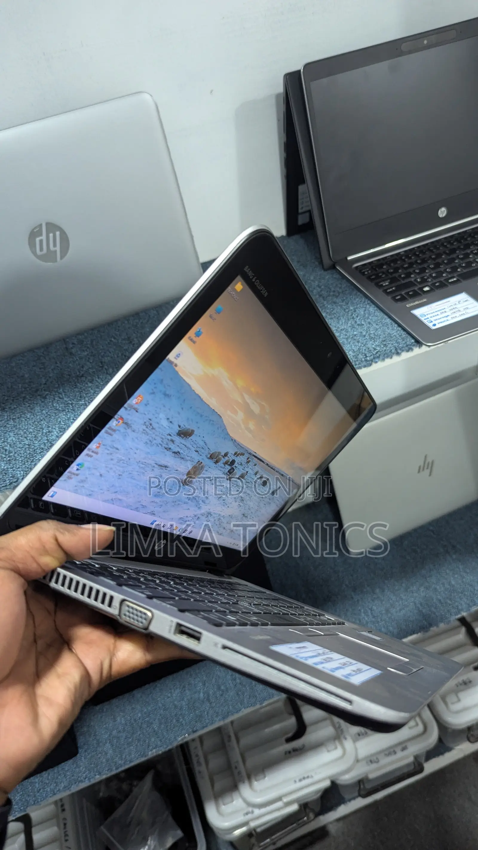 New Laptop HP EliteBook 820 G3 8GB Intel Core i5 SSD 256GB