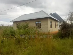 2bdrm House in Majengo Mapya Street, Ifunda for rent