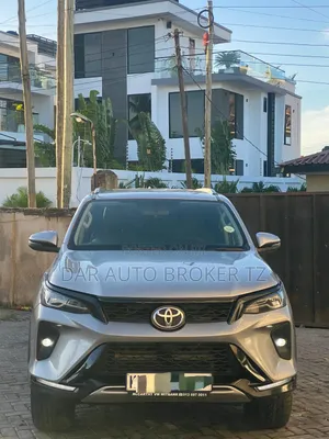 Toyota Fortuner 2024 Gray