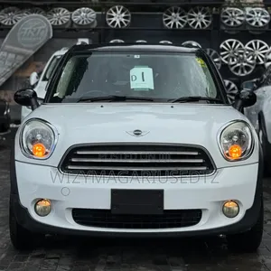 Mini Cooper 2013 Off white