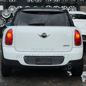 Mini Cooper 2013 Off white