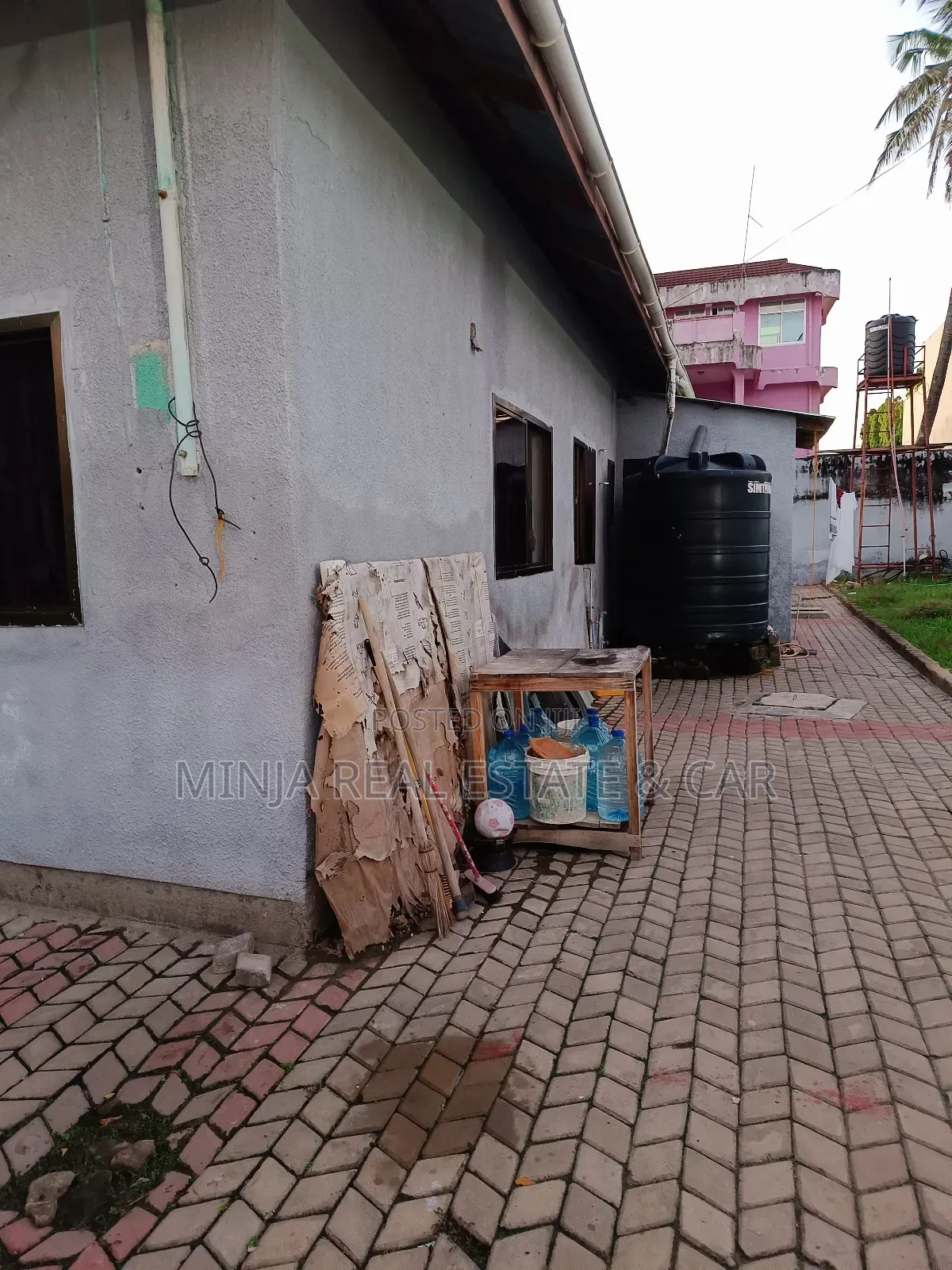 4bdrm House in Mikocheni for rent