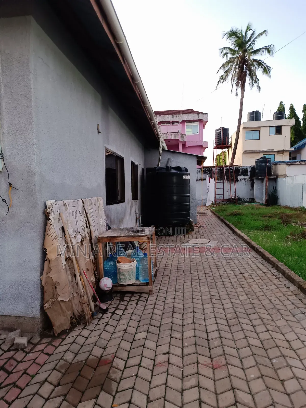 4bdrm House in Mikocheni for rent