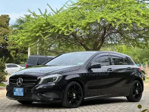 Mercedes-Benz A-Class 2014 Black