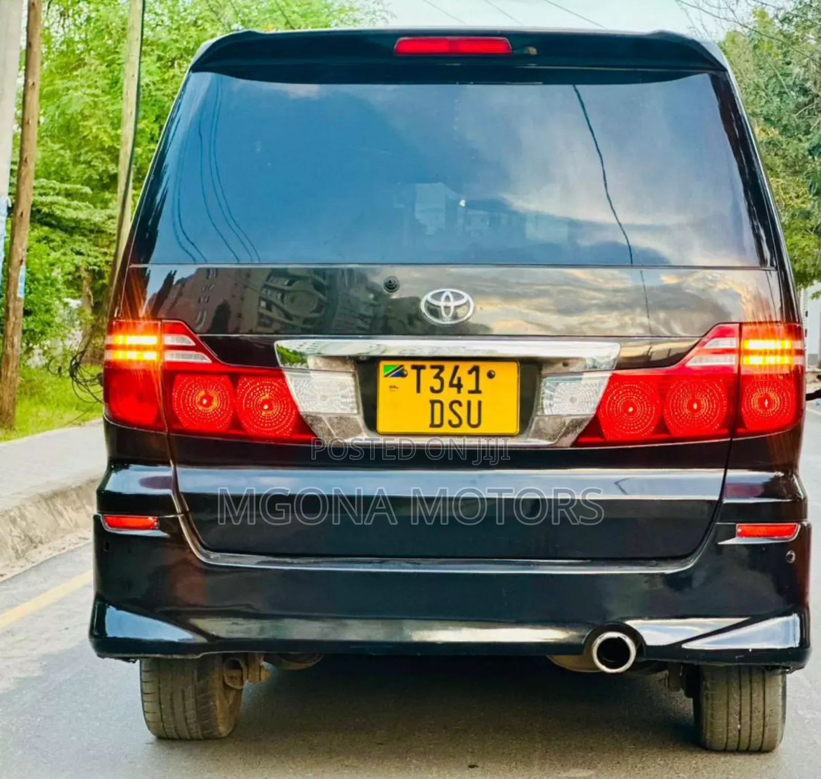 Toyota Alphard 2.4 Petrol AWD 2007 Black