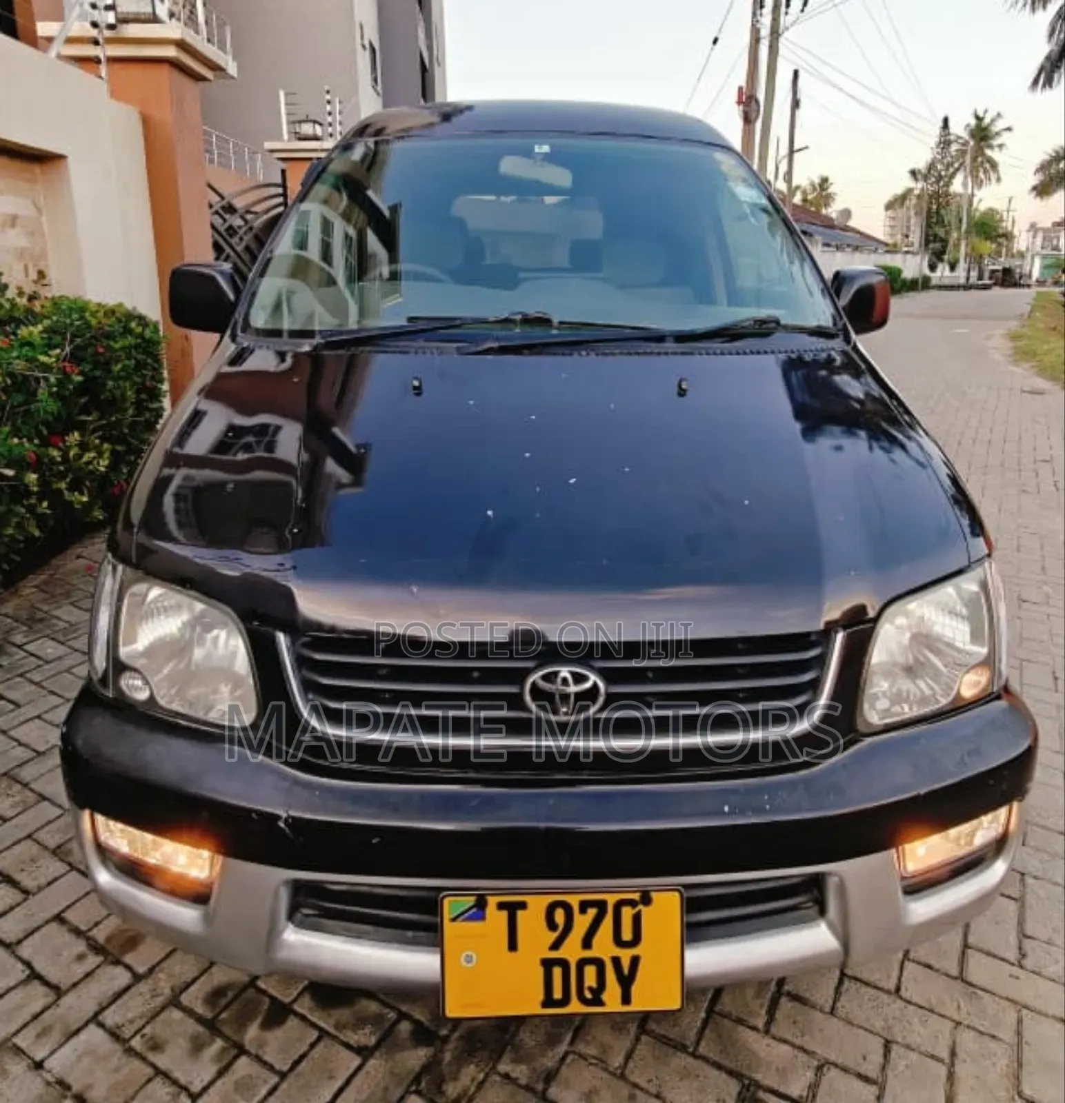 Toyota Noah 2.0 AWD (8 Seater) 2001 Black