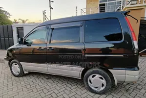 Toyota Noah 2.0 AWD (8 Seater) 2001 Black