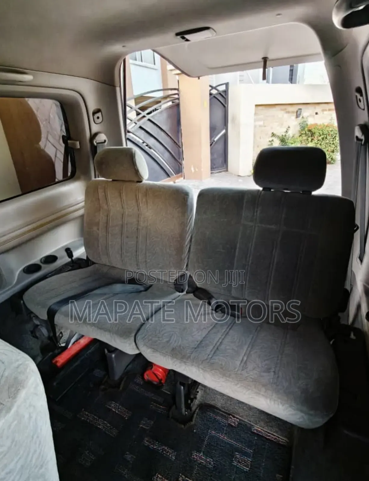 Toyota Noah 2.0 AWD (8 Seater) 2001 Black