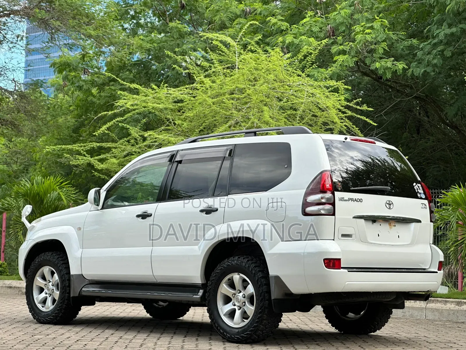 Toyota Land Cruiser Prado 2005 Pearl